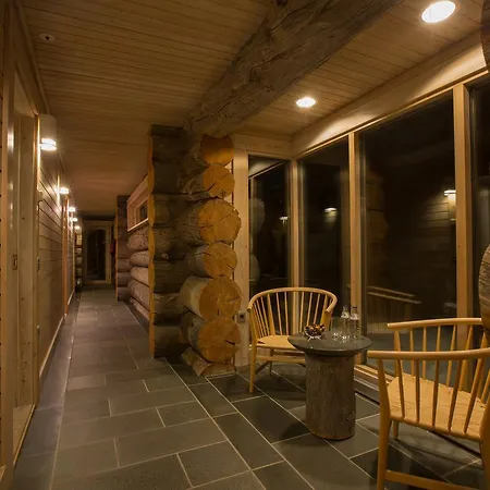 Lapland Senses Premium Lodge * Äkäslompolo